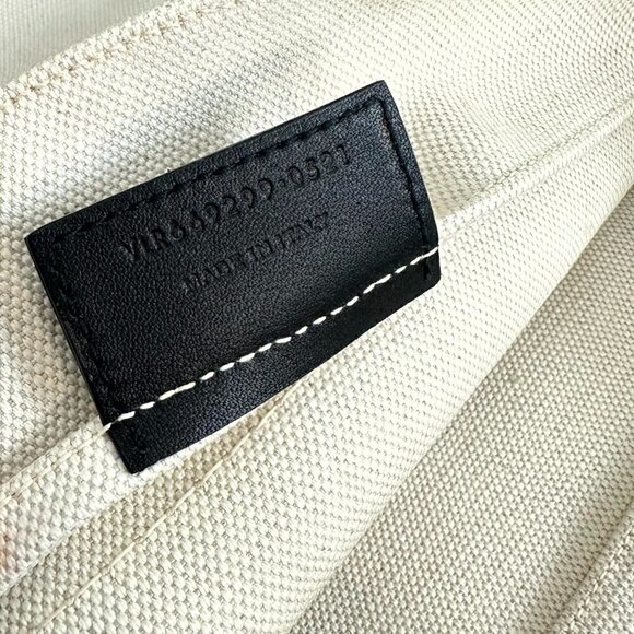 SAINT LAURENT Rive Gauche Bucket Bag in White Linen - Picture 14 of 17